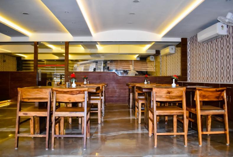 The Shah Imperial Hotel Gwalior Bagian luar foto