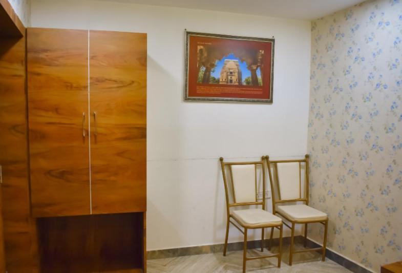 The Shah Imperial Hotel Gwalior Bagian luar foto