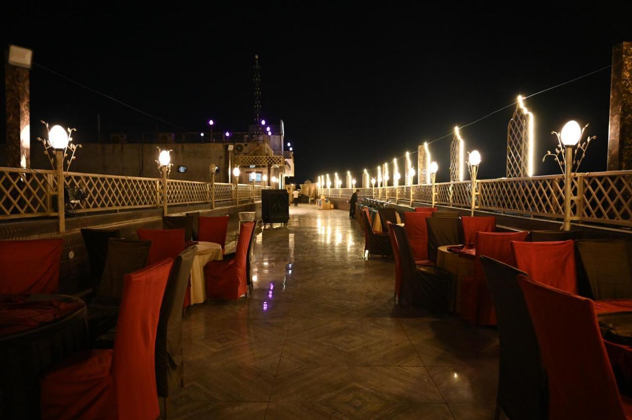 The Shah Imperial Hotel Gwalior Bagian luar foto